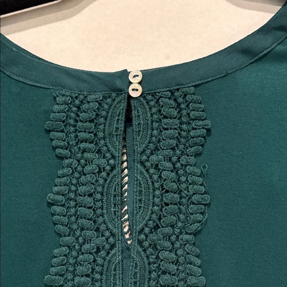 Daniel Rainn - Quin Cap Sleeve Mixed Material Top. Size XXL. Green. NWT - Picture 11 of 16